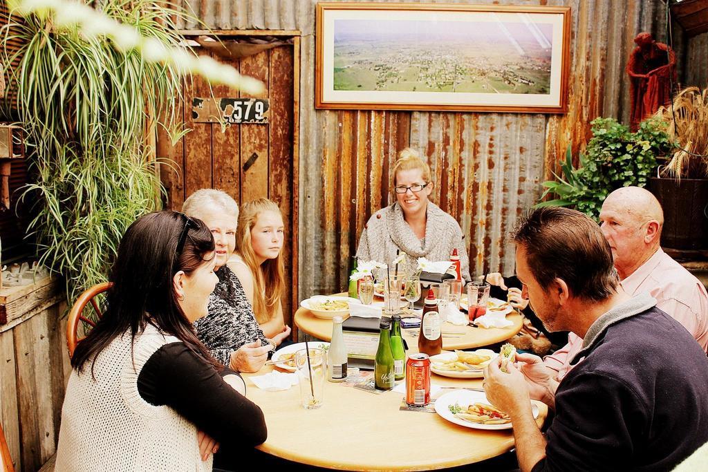 Prince Of Wales Hotel Gulgong Dış mekan fotoğraf