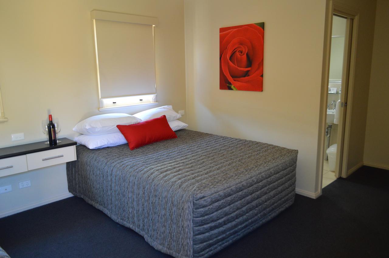 Prince Of Wales Hotel Gulgong Dış mekan fotoğraf